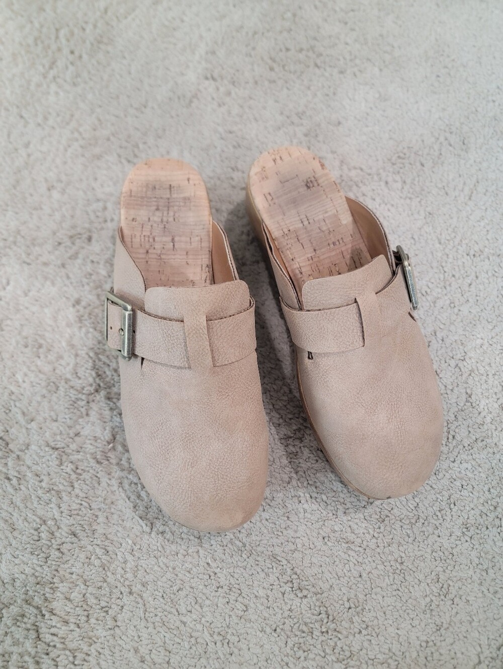 Korks Platform Slip-On Mule Clogs with Buckle